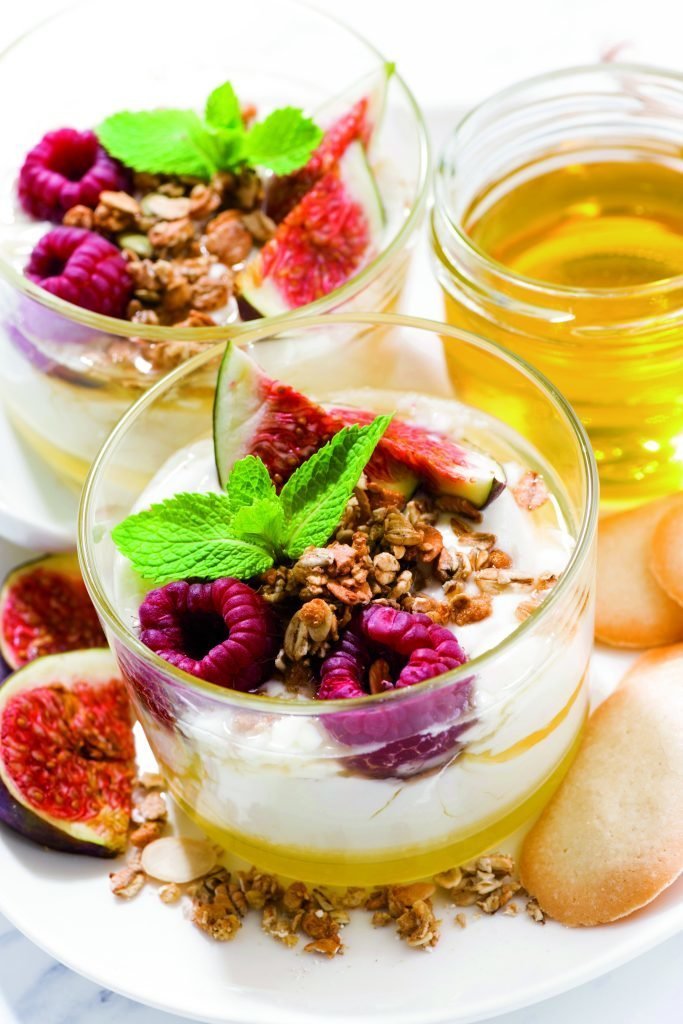 yogurt ai frutti di bosco e miele