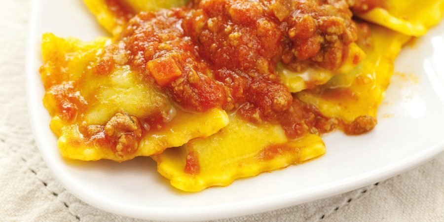 Ravioli di magro al ragù