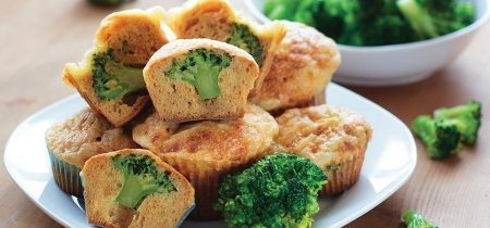 Muffin salati di broccoli e scamorza